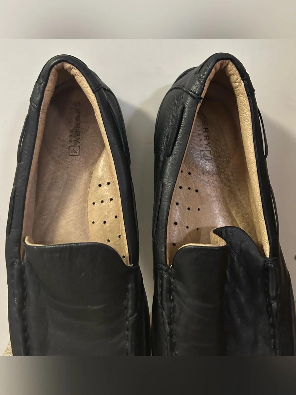 Sperry smooth black